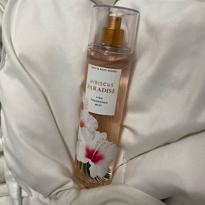 B&BW Hibiscus Paradise Spray